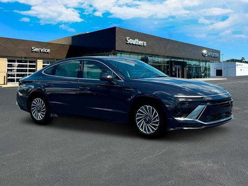 New 2025 Hyundai Sonata SEL FWD image 11