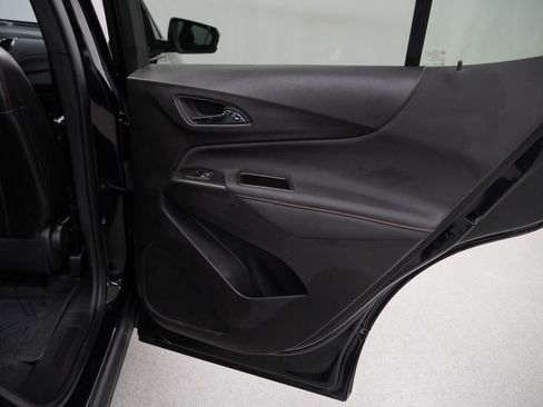Used 2024 Chevrolet Equinox RS w/ RS Leather Package FWD image 28