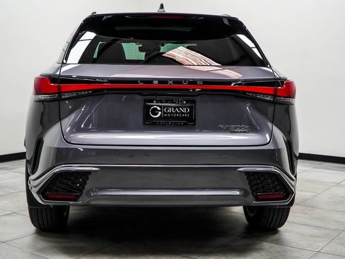 Used 2023 Lexus RX 500h F Sport image 9