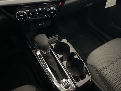 New 2026 Chevrolet Trax LT w/ Driver Confidence Package image 18