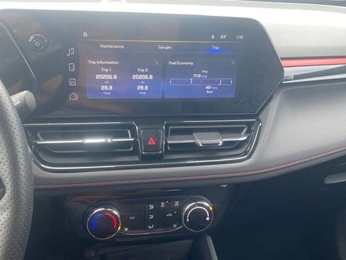 Certified 2024 Chevrolet TrailBlazer RS image 10