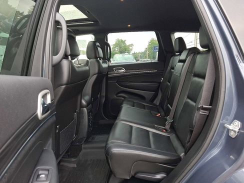 Used 2021 Jeep Grand Cherokee Limited image 10