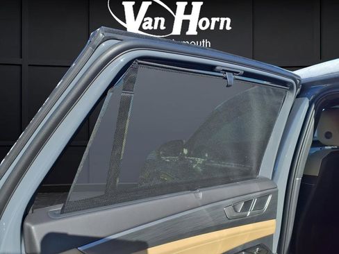 New 2026 Volkswagen Atlas Cross Sport SE image 12