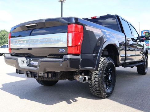 Used 2022 Ford F350 Platinum w/ Tremor Off-Road Package AWD/4WD image 6