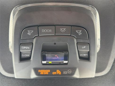 Used 2023 Toyota Corolla XSE FWD image 12