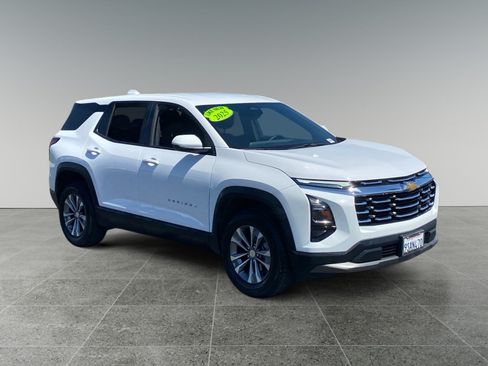 Used 2025 Chevrolet Equinox LT AWD/4WD image 7