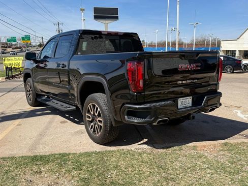 Used 2024 GMC Sierra 1500 AT4 w/ Technology Package image 6