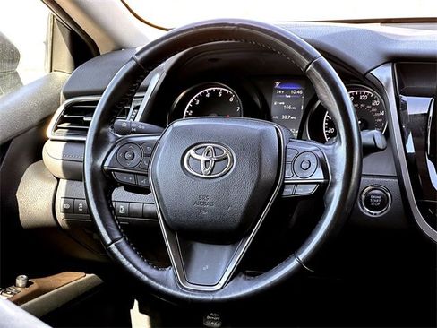 Used 2024 Toyota Camry SE w/ Convenience Package image 30