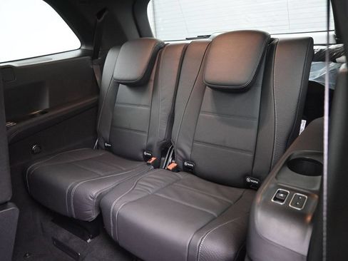 New 2026 Mercedes-Benz GLS 580 4MATIC image 22