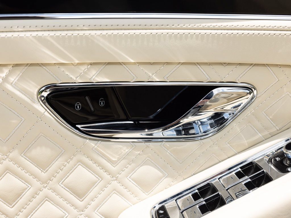 Used 2020 Bentley Continental GT AWD/4WD image 22