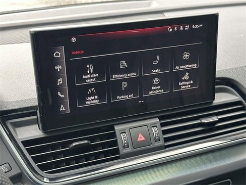 Used 2024 Audi Q5 2.0T Premium Plus w/ Premium Plus Package image 31