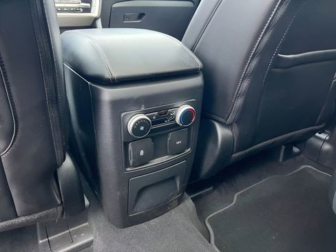 Used 2023 Ford Explorer XLT w/ Equipment Group 202A AWD/4WD image 16