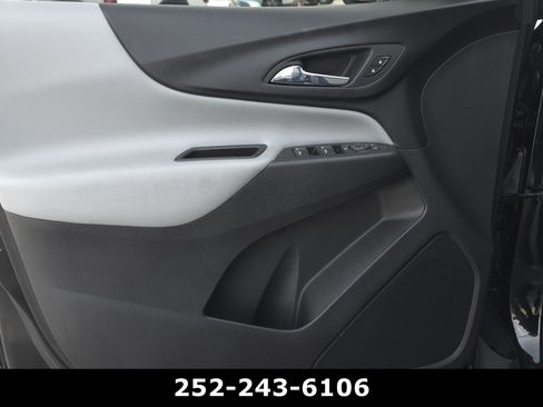 Used 2024 Chevrolet Equinox LS w/ Midnight Edition FWD image 23