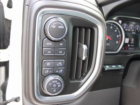 Used 2020 Chevrolet Silverado 1500 LTZ w/ LTZ Plus Package image 10