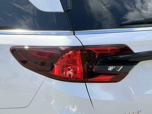 Used 2026 Honda Odyssey Elite image 9