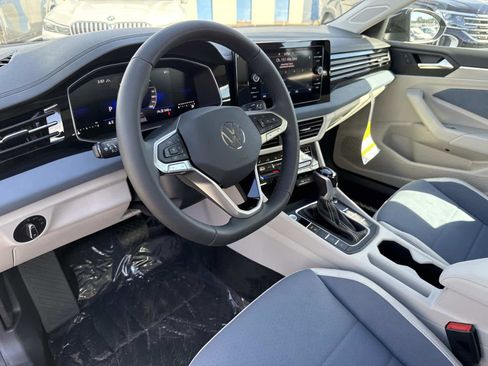 New 2026 Volkswagen Jetta SE image 19