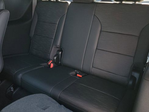 New 2026 Buick Enclave Sport Touring w/ Power Package image 8