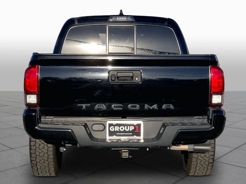 Used 2021 Toyota Tacoma SR w/ SR Convenience Package RWD image 5