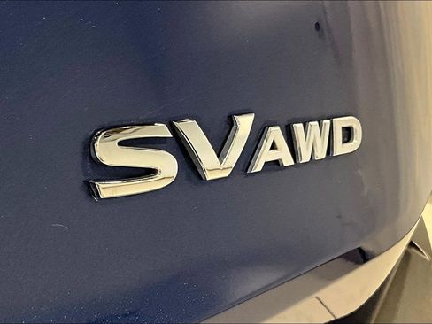 Used 2023 Nissan Rogue SV image 23