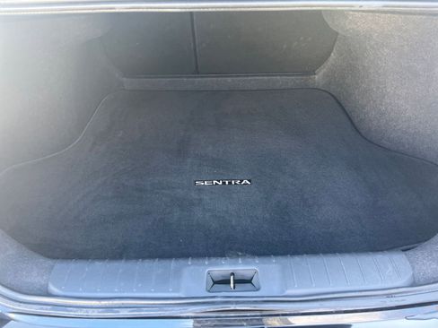 Used 2025 Nissan Sentra SV image 24