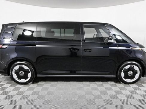New 2025 Volkswagen ID. Buzz Pro S image 27