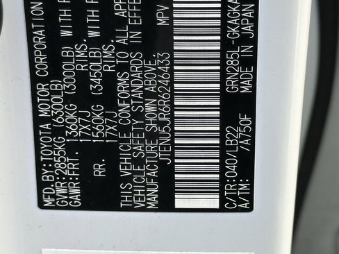 Used 2024 Toyota 4Runner SR5 Premium image 48