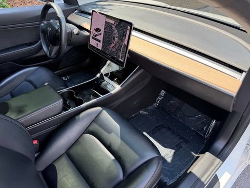 Used 2018 Tesla Model 3 RWD image 32