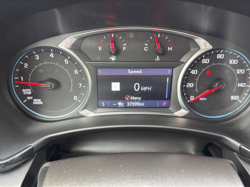 Used 2022 Chevrolet Equinox RS w/ RS Leather Package AWD/4WD image 8