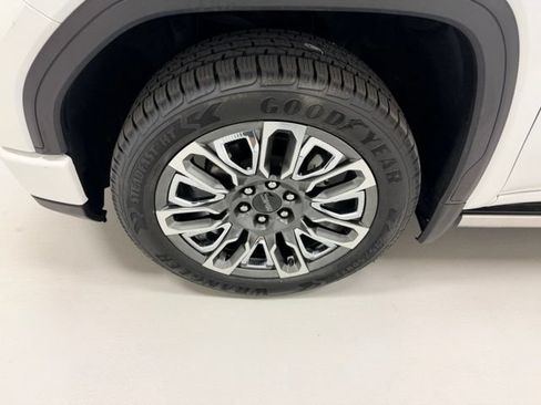 Certified 2023 GMC Sierra 1500 Denali Ultimate AWD/4WD image 21