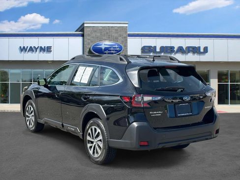 Certified 2025 Subaru Outback AWD/4WD image 3