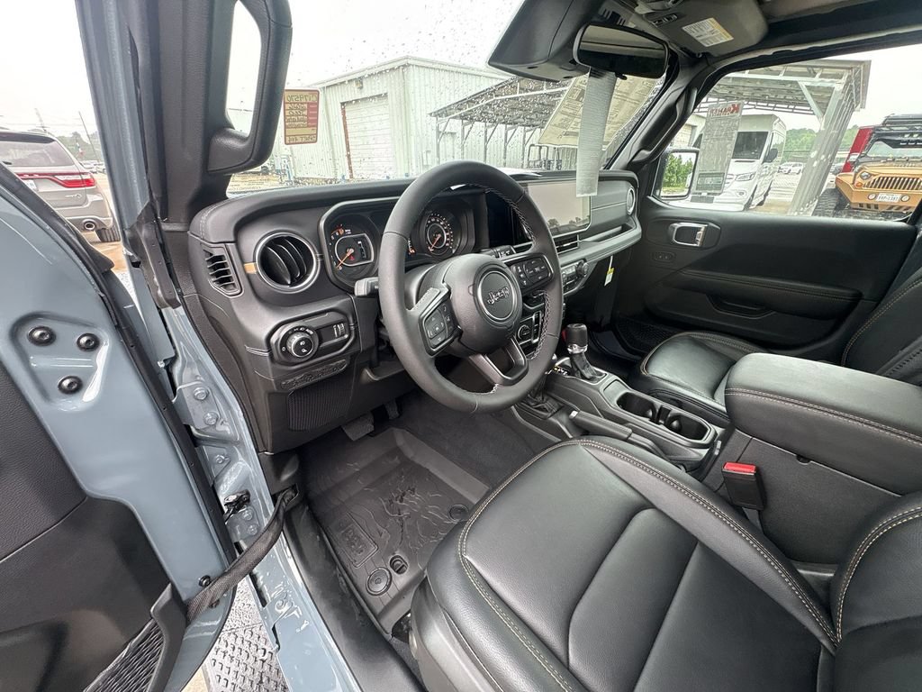 New 2026 Jeep Gladiator Sport AWD/4WD image 10