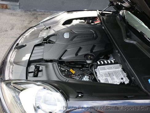 Used 2022 Porsche Cayenne Platinum Edition AWD/4WD image 13
