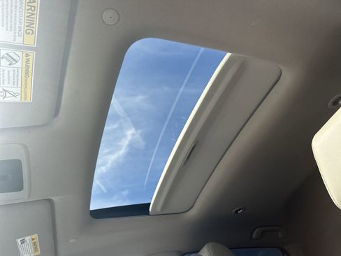 Certified 2023 Honda HR-V EX-L image 16