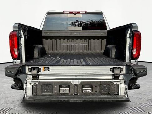 Used 2023 GMC Sierra 1500 Denali Ultimate AWD/4WD image 9