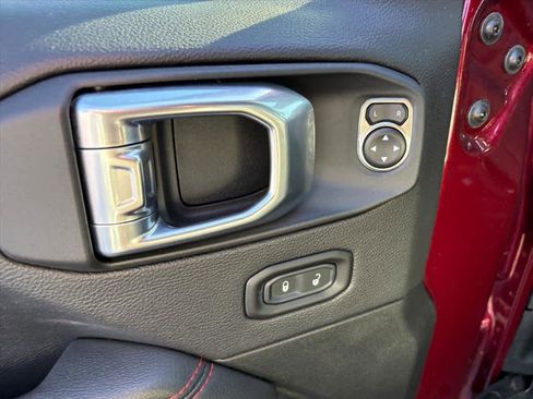 Used 2021 Jeep Wrangler Unlimited Rubicon image 21