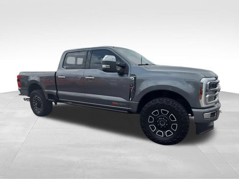 Used 2024 Ford F250 Platinum AWD/4WD image 7