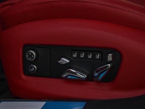 New 2026 Bentley Flying Spur Plug-In Hybrid image 33