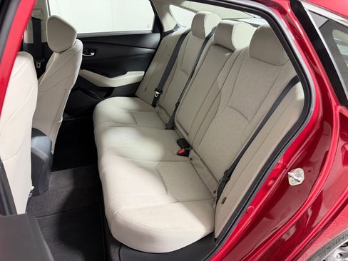 Used 2024 Honda Accord EX image 12