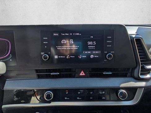 Used 2024 Kia Sportage LX image 15