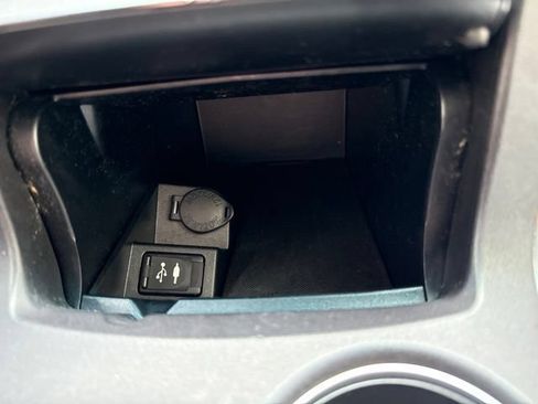Used 2017 Toyota Camry LE FWD image 35