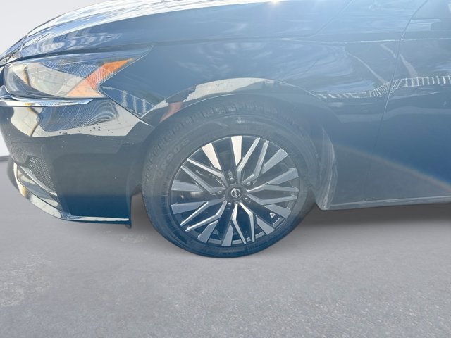 Certified 2024 Nissan Altima 2.5 SV FWD image 12