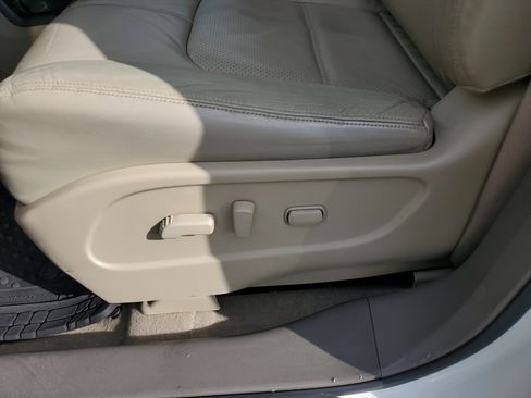 Used 2012 Nissan Murano LE w/ Platinum Pkg image 15