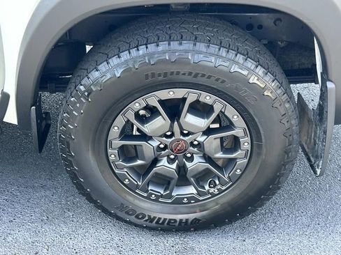 Used 2024 Nissan Frontier PRO-4X w/ Pro Premium Package AWD/4WD image 13