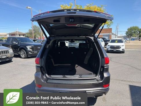 Used 2015 Jeep Grand Cherokee Summit AWD/4WD image 29