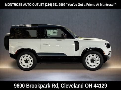 New 2025 Land Rover Defender 90 S image 6