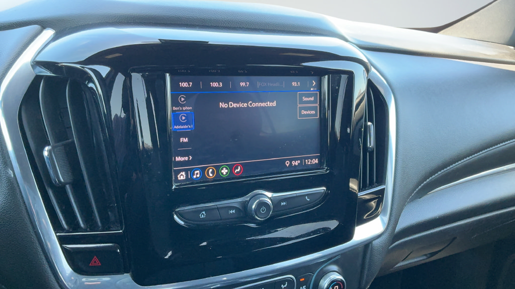 Used 2023 Chevrolet Traverse LT FWD image 11