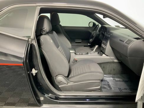 Used 2014 Dodge Challenger R/T w/ R/T Redline Group RWD image 27