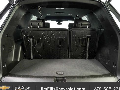 Certified 2023 Chevrolet Traverse LT FWD image 29