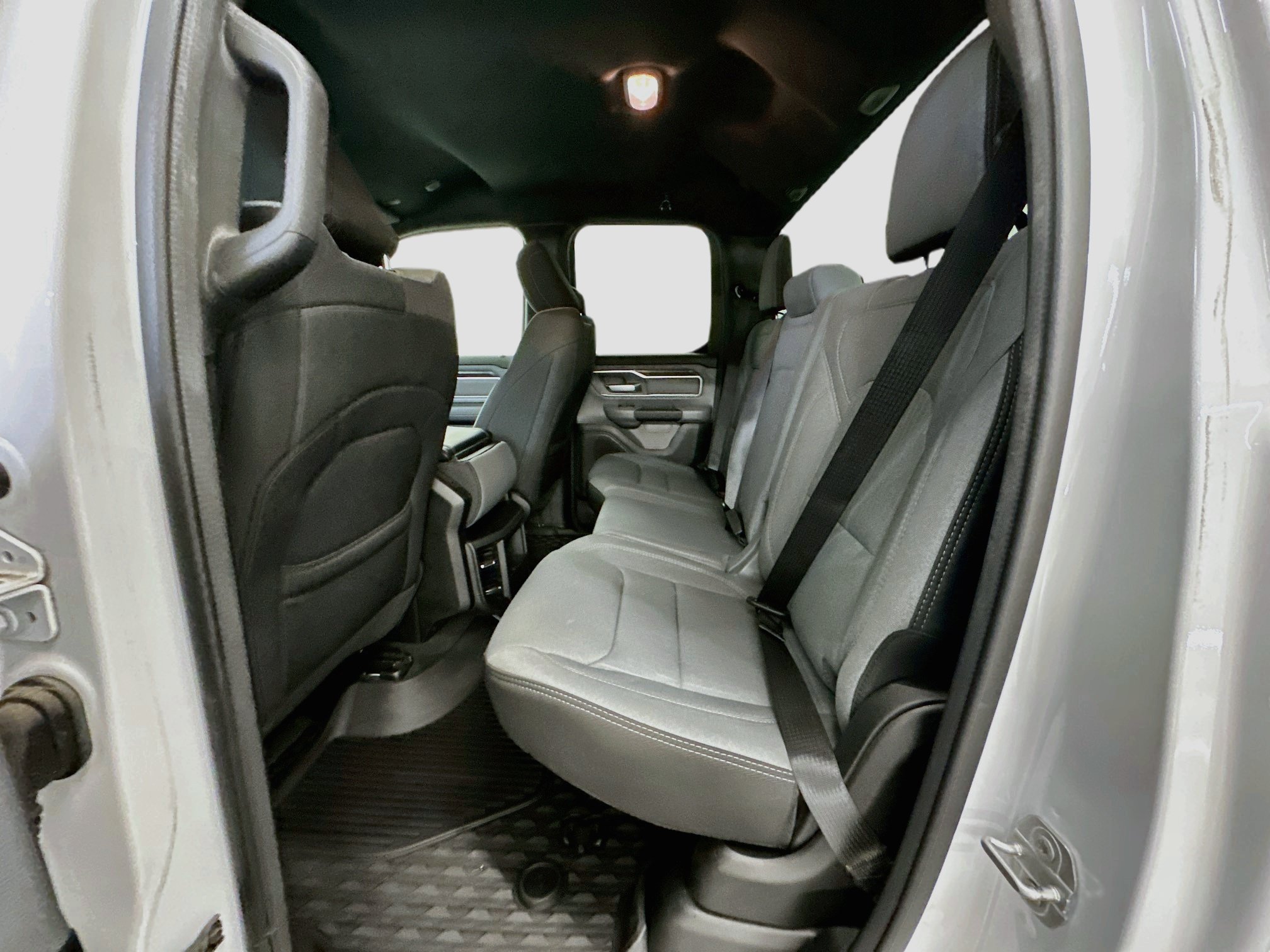 Used 2023 RAM 1500 Big Horn AWD/4WD image 28