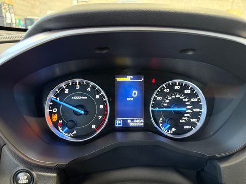 Used 2020 Subaru Ascent Limited w/ Technology Package AWD/4WD image 16